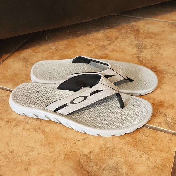 Oakley Operative Men's Sandal - Picture 3 of 8